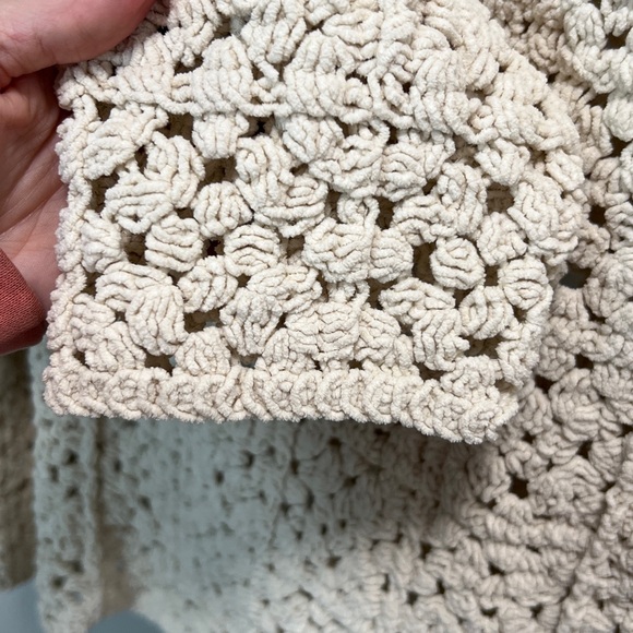Zara Beige Crochet Crew Neck Sweater - Picture 3 of 4